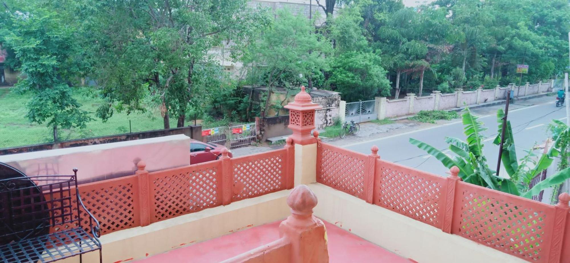 Blue King Hotel Jaipur Room photo